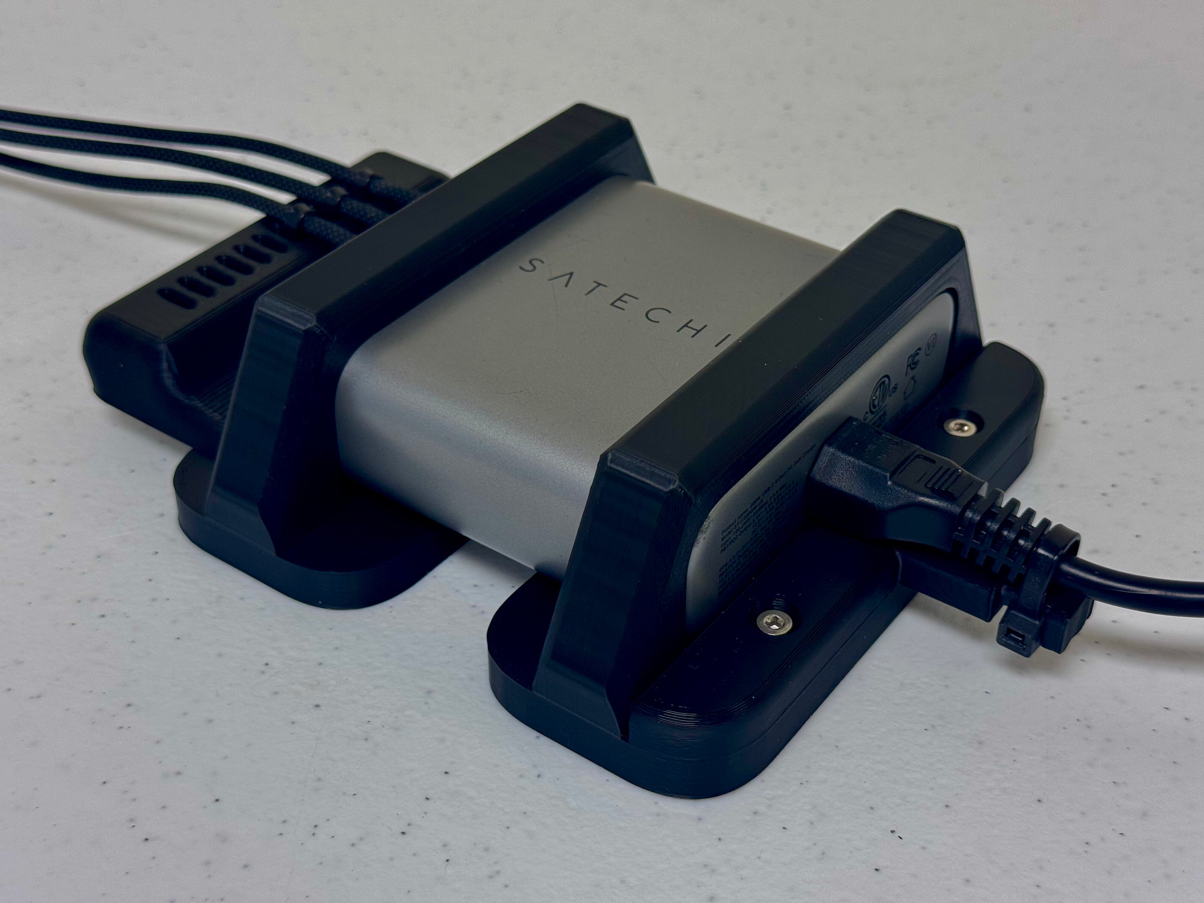 Satechi 200W Charger Jail (For “Just Borrowing” Bandits)